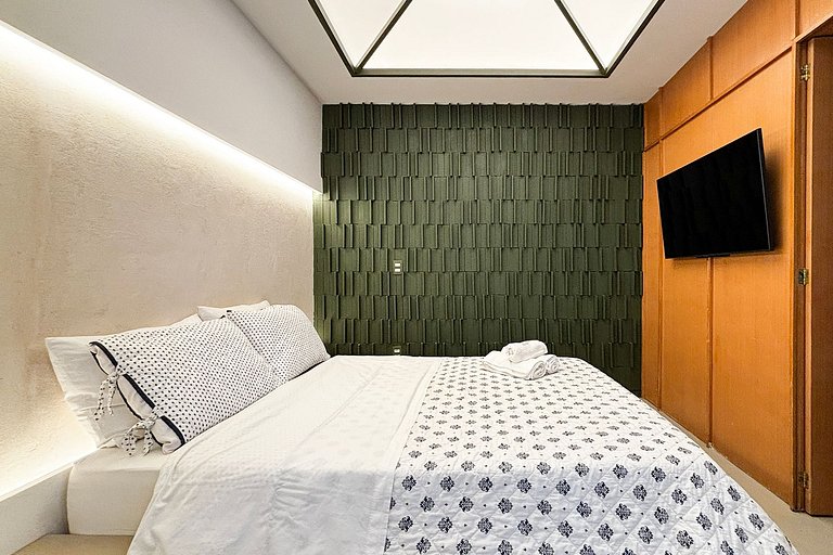 Pequeno Loft na melhor esquina do Leblon!